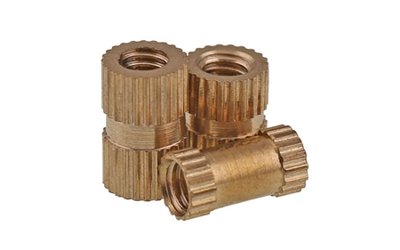 壓鉚螺母和嵌入銅螺母有什么不同之處？