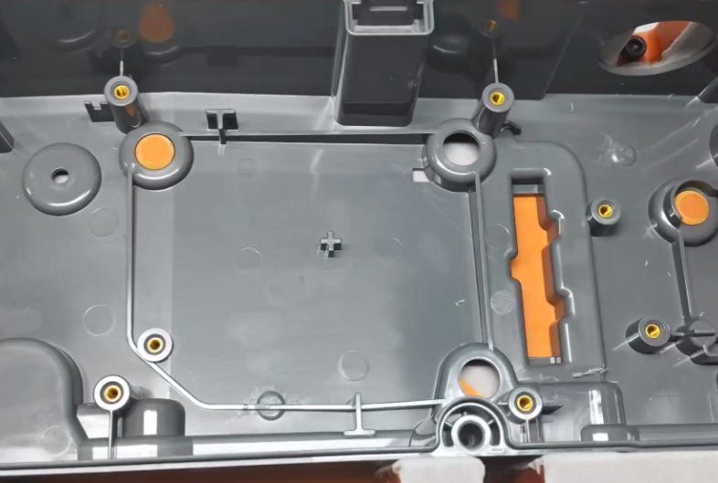 cf6ddd38-d9e2-48e3-bce4-0fce1d9887e1 cf6ddd38-d9e2-48e3-bce4-0fce1d9887e1